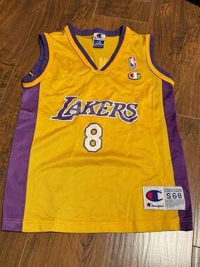 Kobe Bryant vintage Champion kids jersey size small 6-8